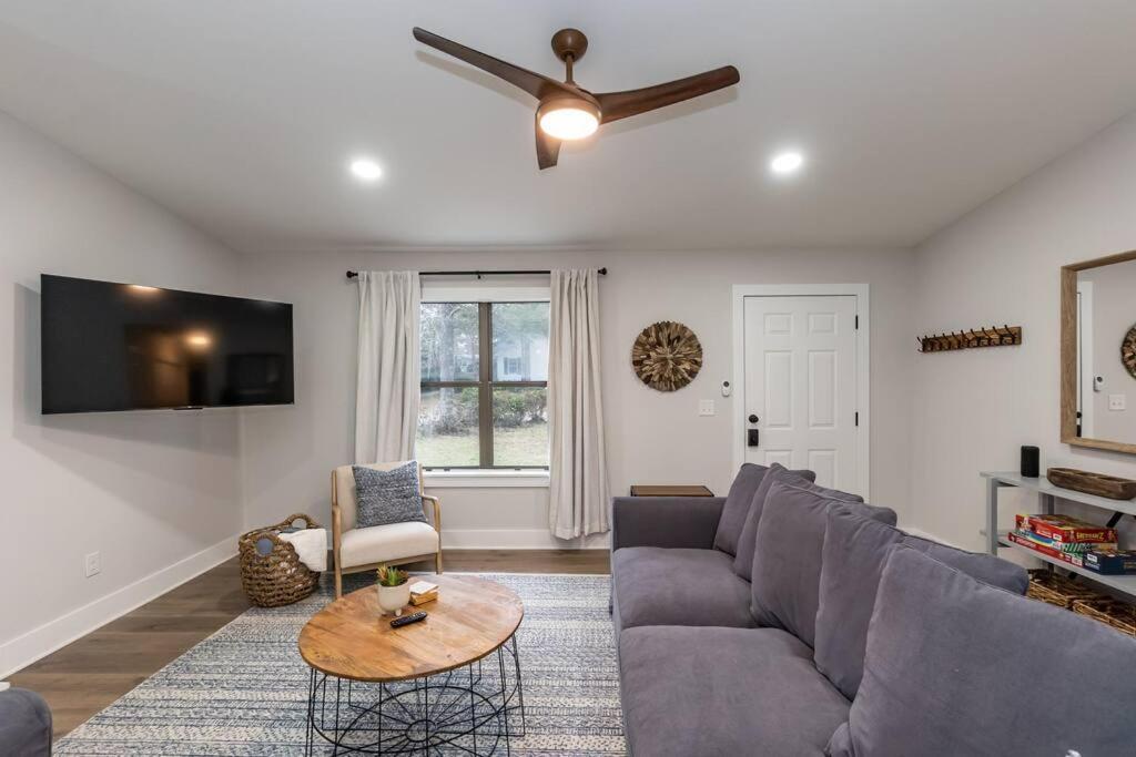 Island Joy - Newly Renovated/Walk To The Beach! Oak Island Luaran gambar