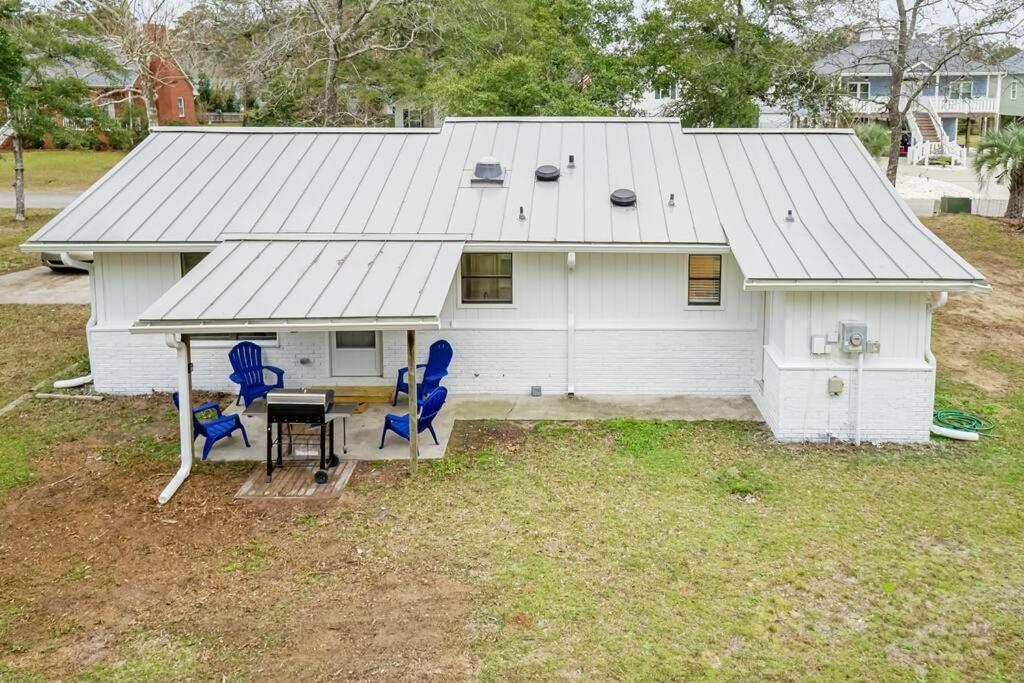 Island Joy - Newly Renovated/Walk To The Beach! Oak Island Luaran gambar