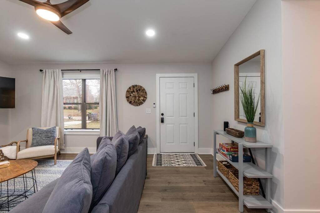 Island Joy - Newly Renovated/Walk To The Beach! Oak Island Luaran gambar